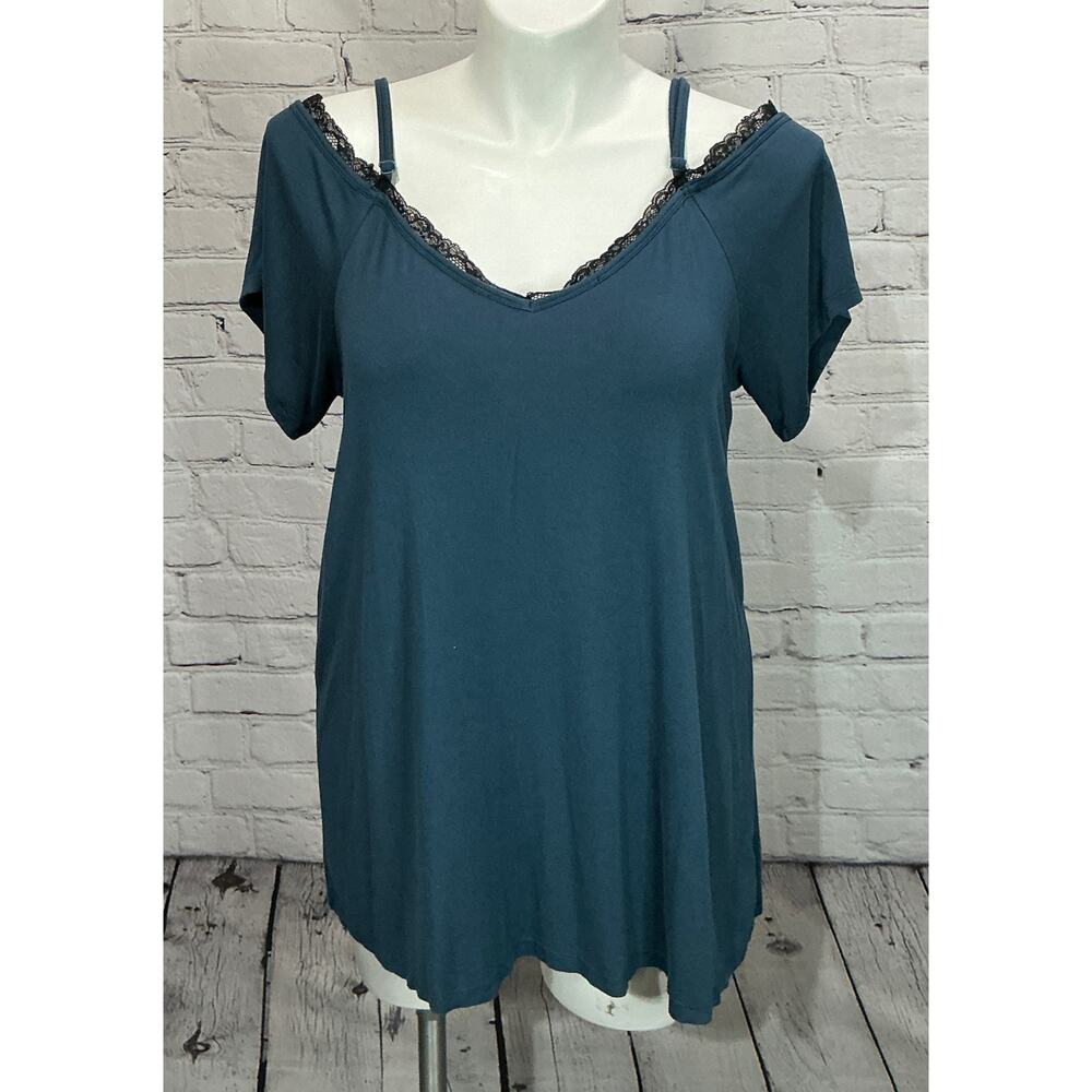 Torrid Women's Super Soft Lace Trim Cold Shoulder Top (Size 1)